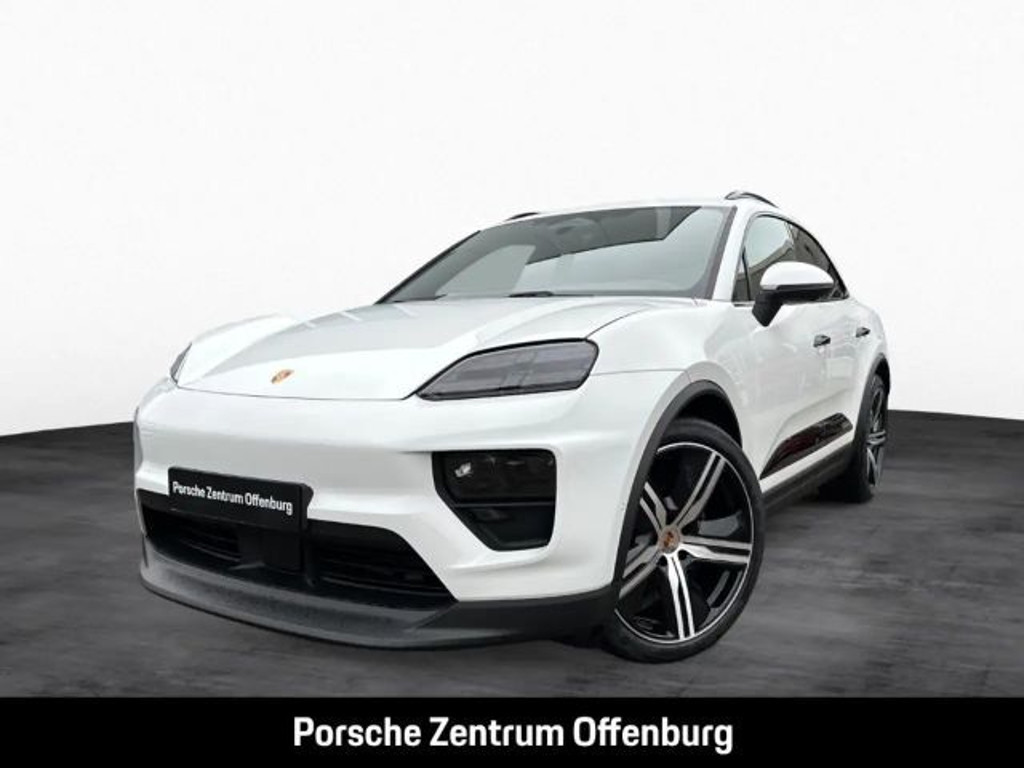 Porsche Macan HUD Luftfed. AHK-el. Pano Navi Dig.Cockpit