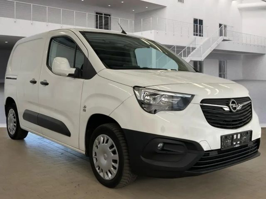 Opel Combo Edition AHK Klima PDC DAB Regaleinbau 1.Hand