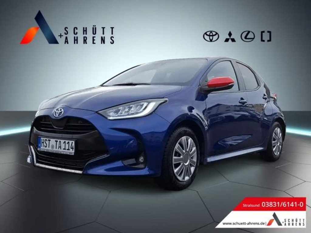 Toyota Yaris Tokyo Pop-Out 1.5 HUD Navi Soundsystem JBL LED App