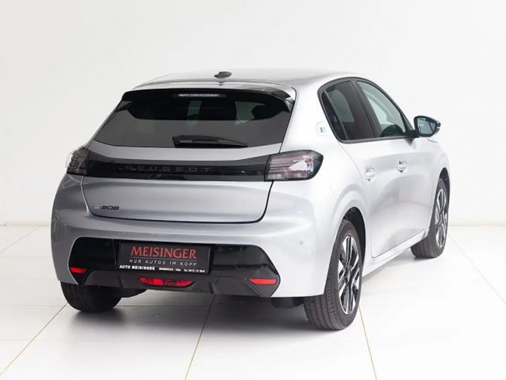 Peugeot e-208 Style
