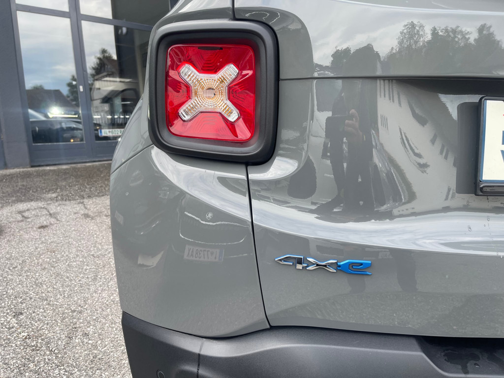 Jeep Renegade Limited 4xe Hybrid