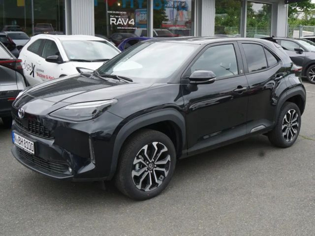 Toyota Yaris Cross Team D