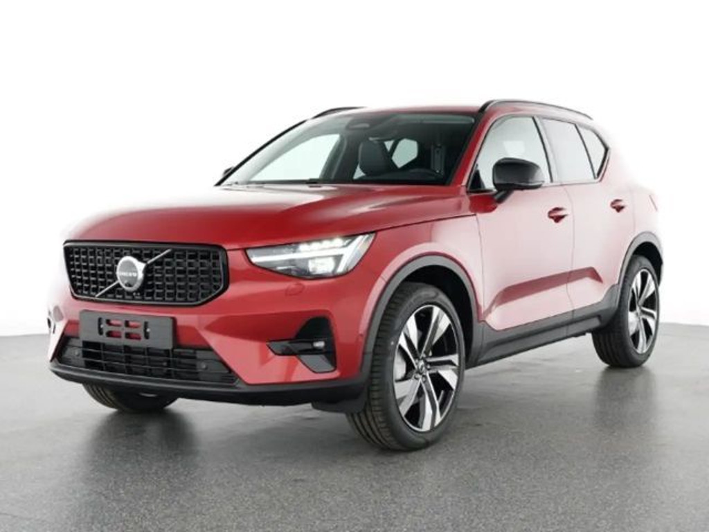 Volvo XC40 Plus Dark