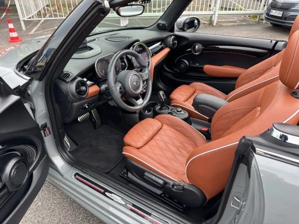 Mini John Cooper Works Cabrio