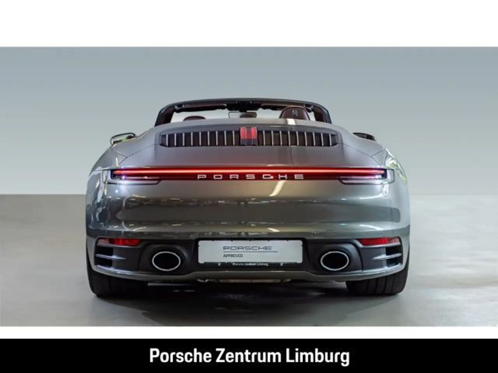 Porsche 992