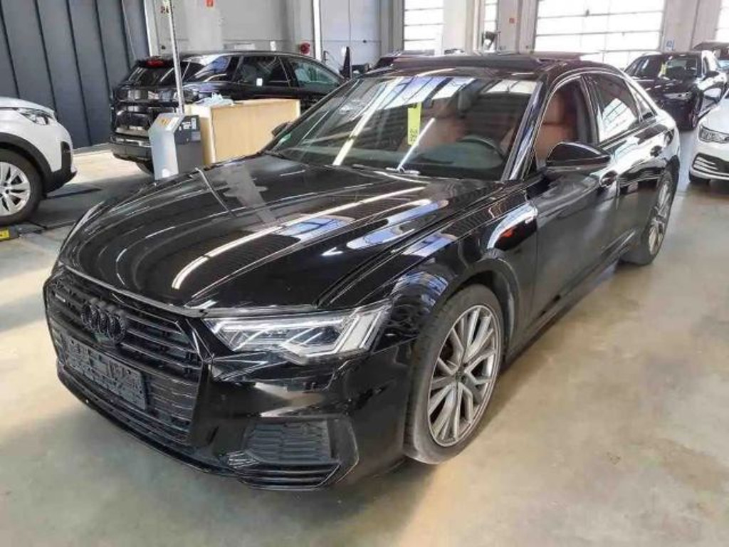 Audi A6 Sedan Quattro S-Line Sport 40 TDI