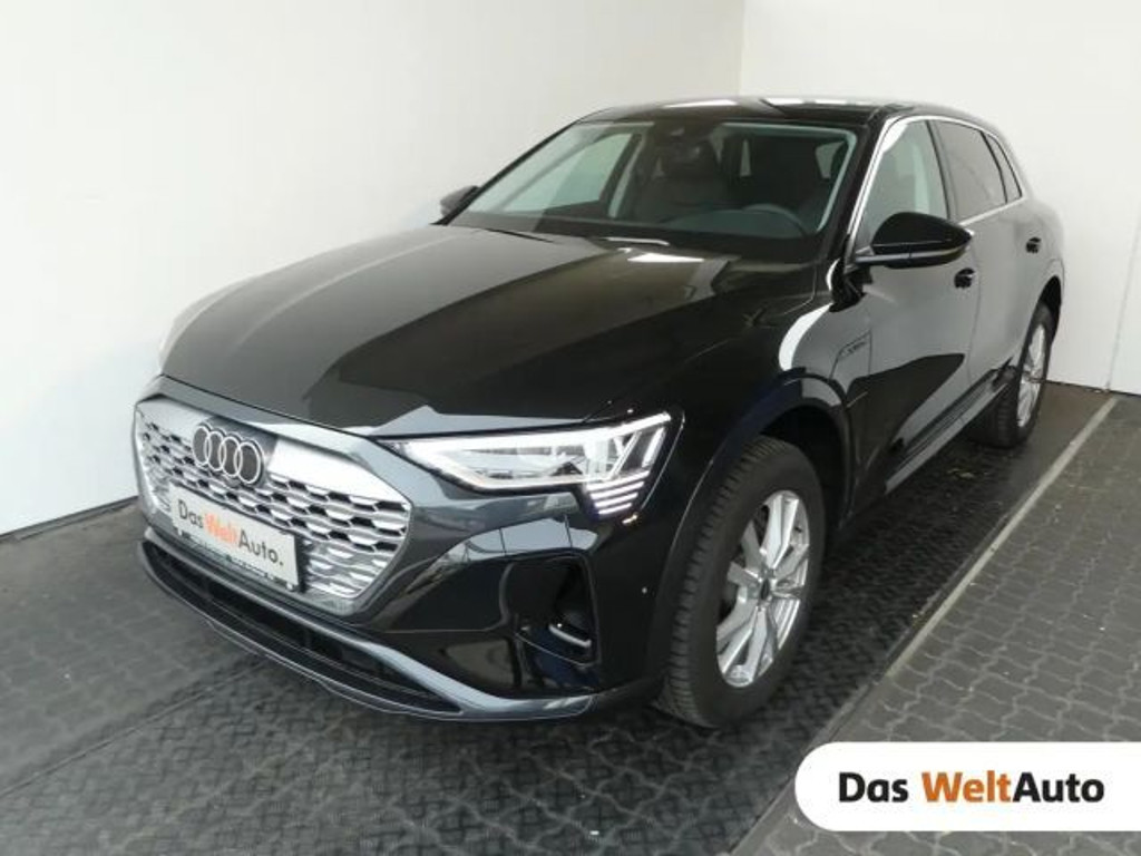 Audi Q8 e-tron Quattro Business 55