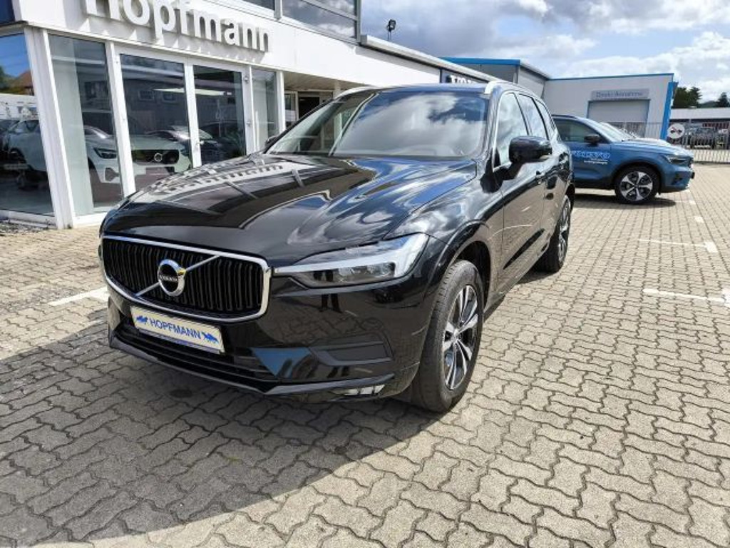 Volvo XC60 Momentum