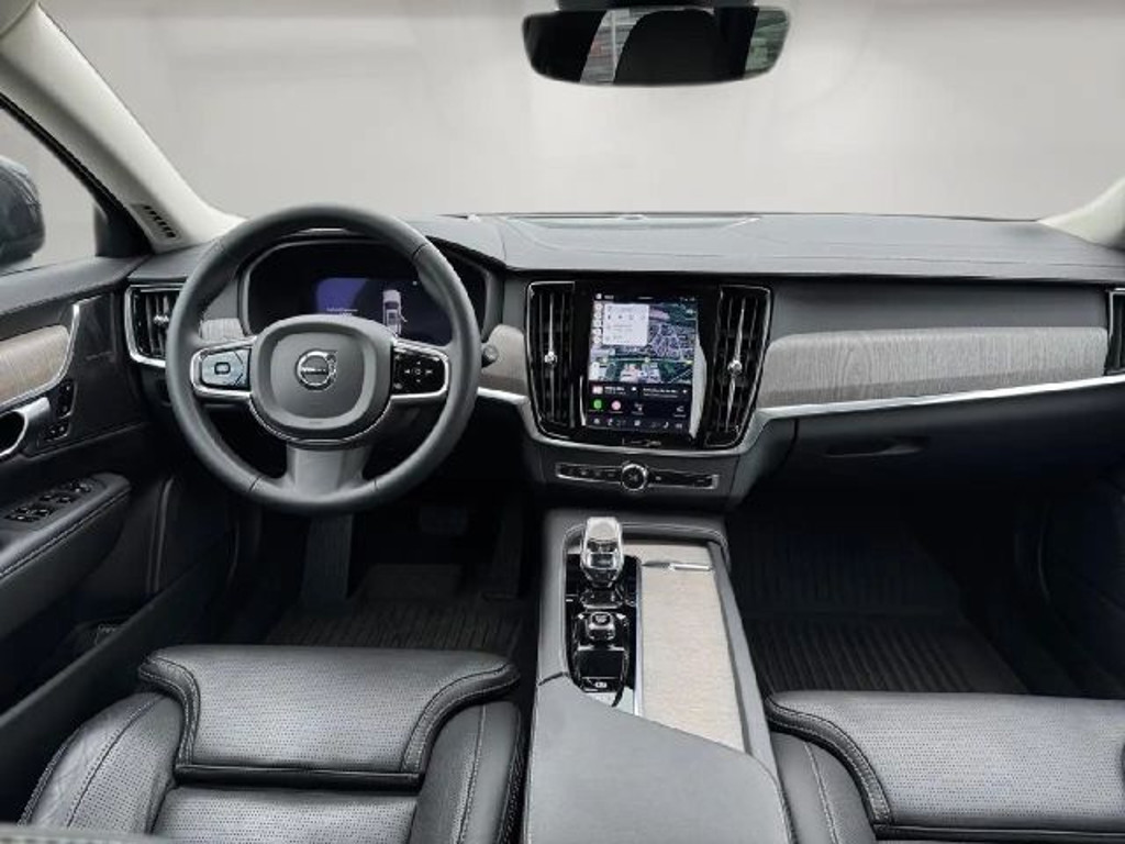 Volvo V90 Cross Country