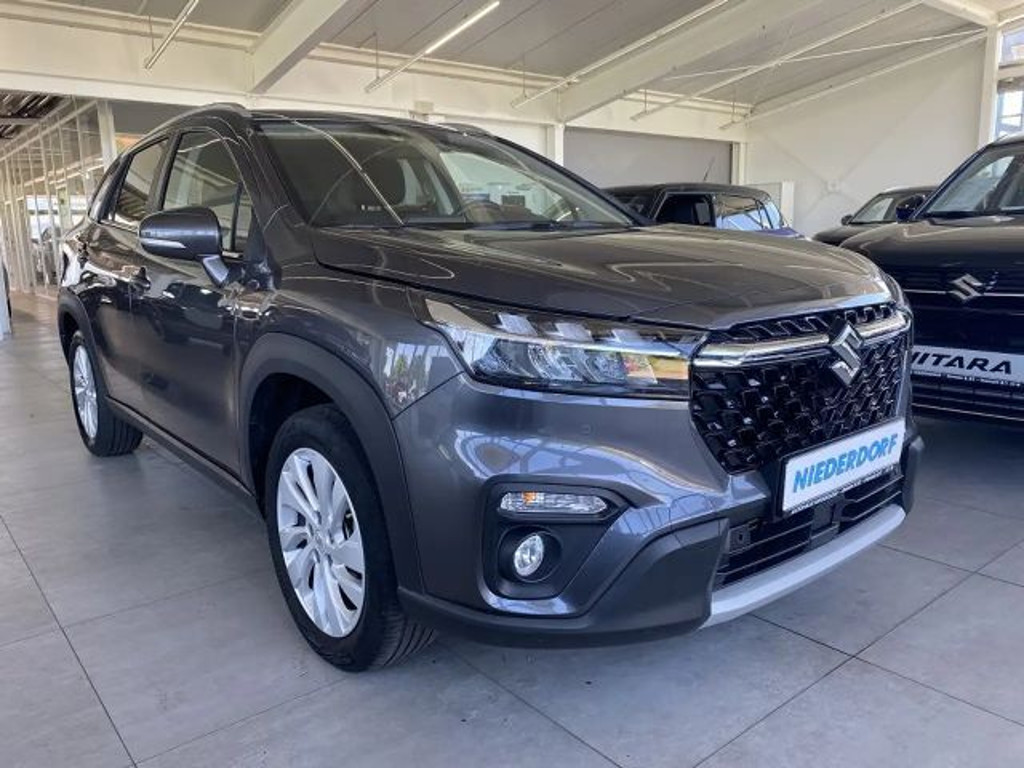 Suzuki S-Cross Hybrid