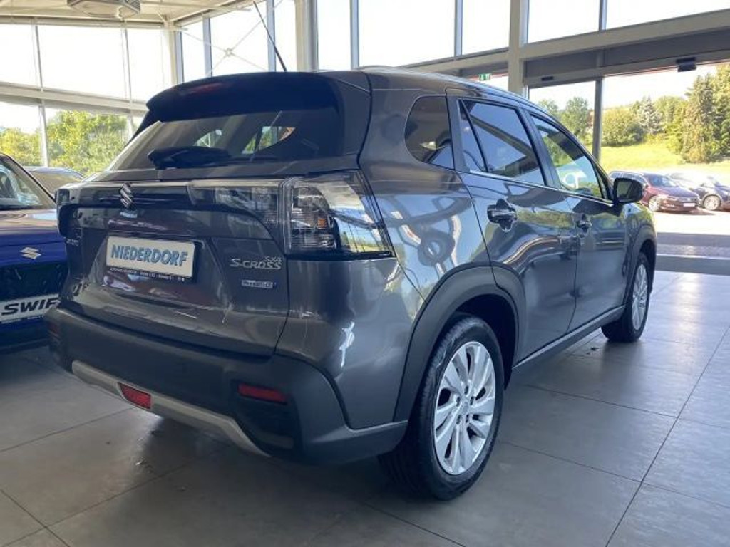 Suzuki S-Cross