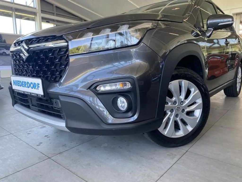 Suzuki S-Cross
