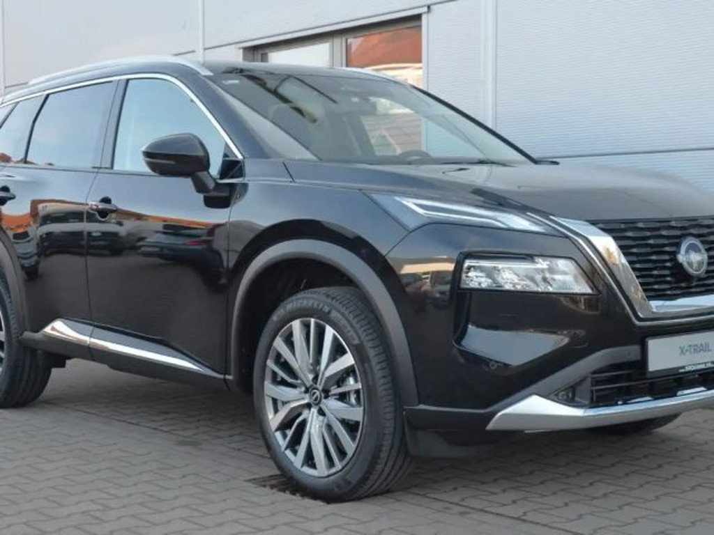 Nissan X-trail MHEVTekna X-Tronic 20"