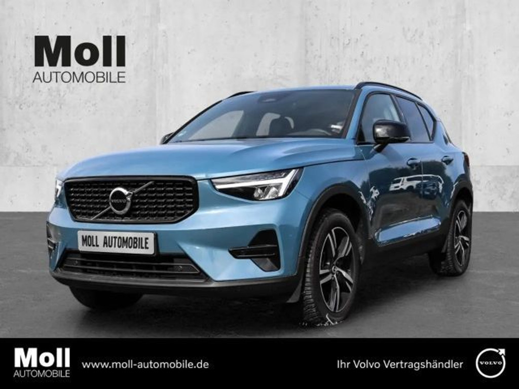 Volvo XC40 Plus Dark