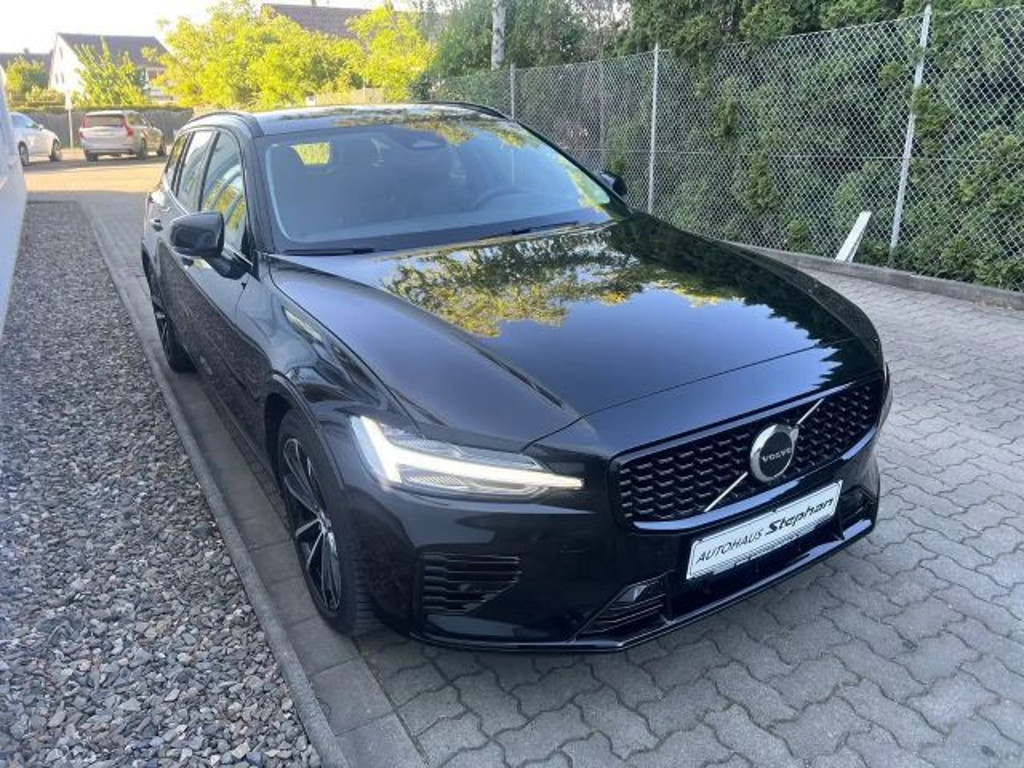 Volvo V60 AWD Geartronic T8 Recharge Plus Dark