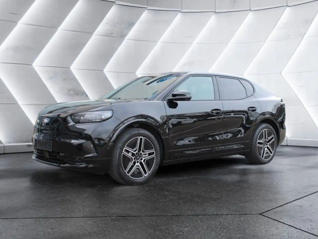 Ford Capri RWD Premium