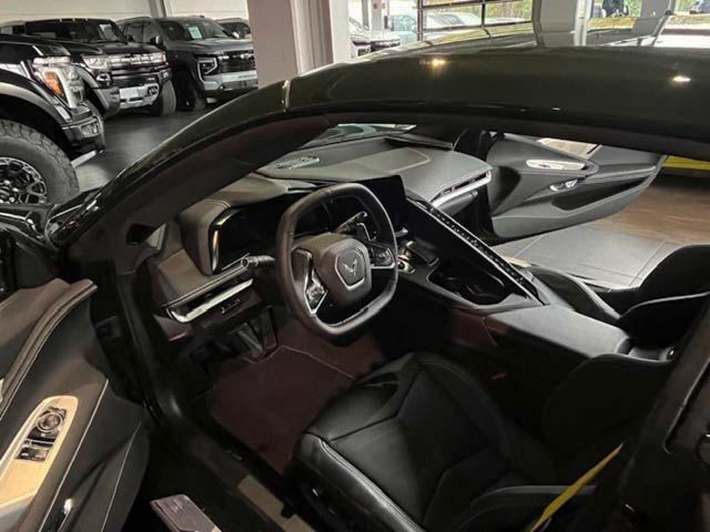 Corvette C8