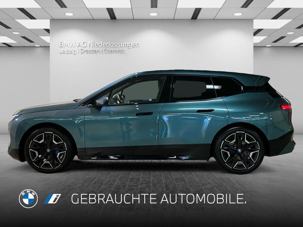BMW iX