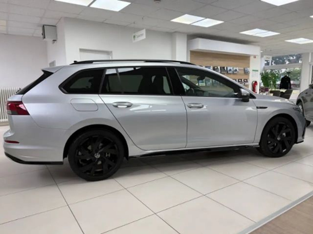 Volkswagen Golf DSG Variant R-Line Golf VIII 2.0 TDI