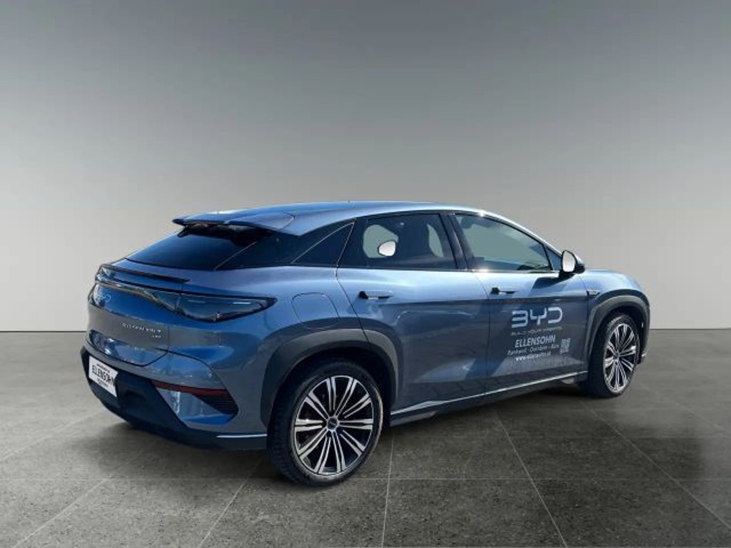 BYD Sealion 7