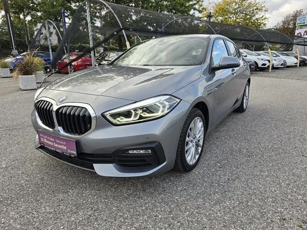 BMW 1 Serie 120 xDrive Sedan 120d
