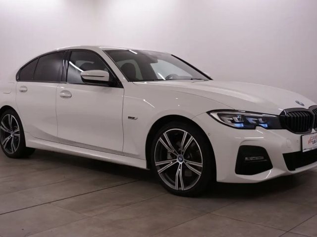 BMW 3 Serie 320 M-Sport Sedan 320e