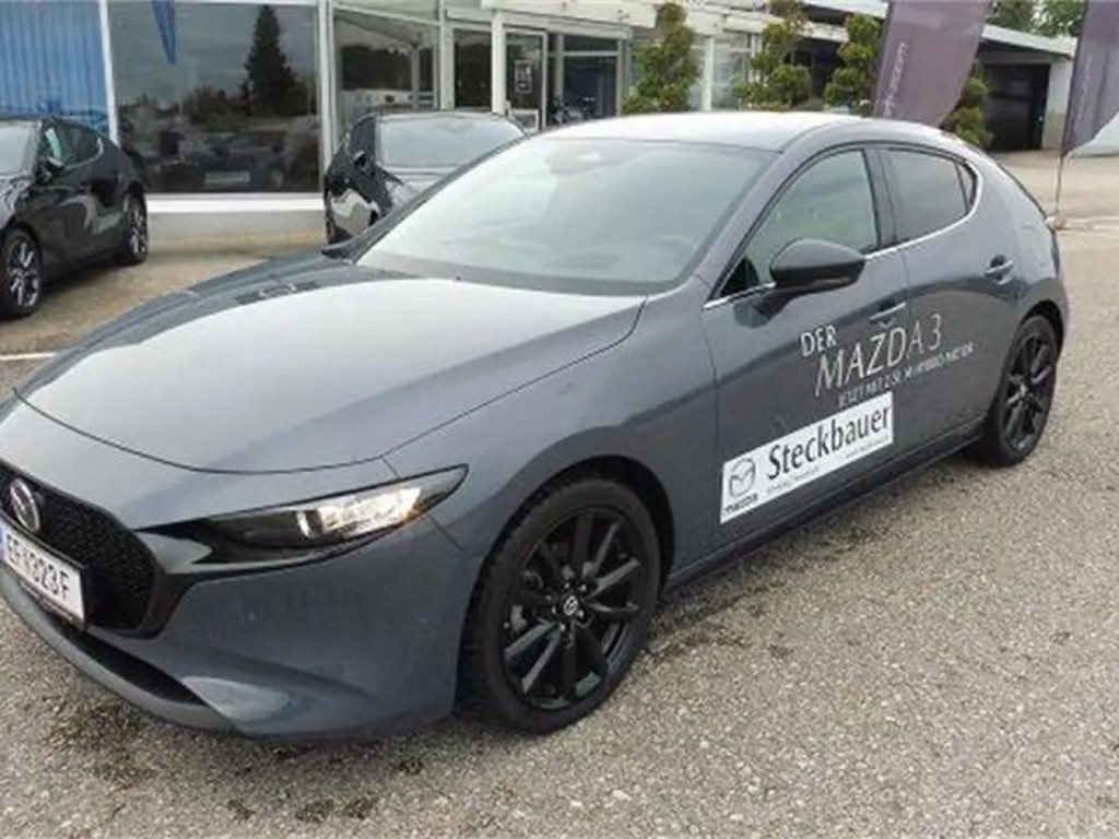 Mazda 3 SkyActiv 2.5L Homura e-Skyactiv