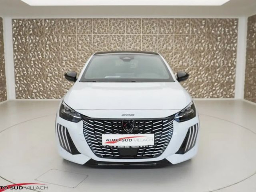 Peugeot e-208