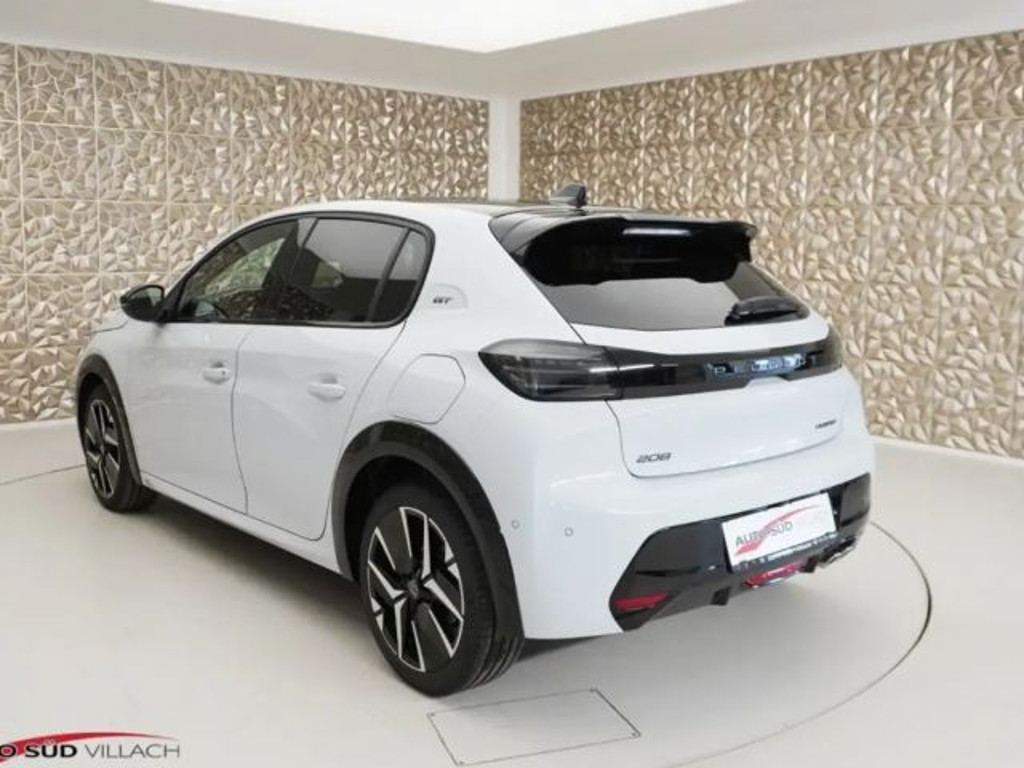 Peugeot e-208
