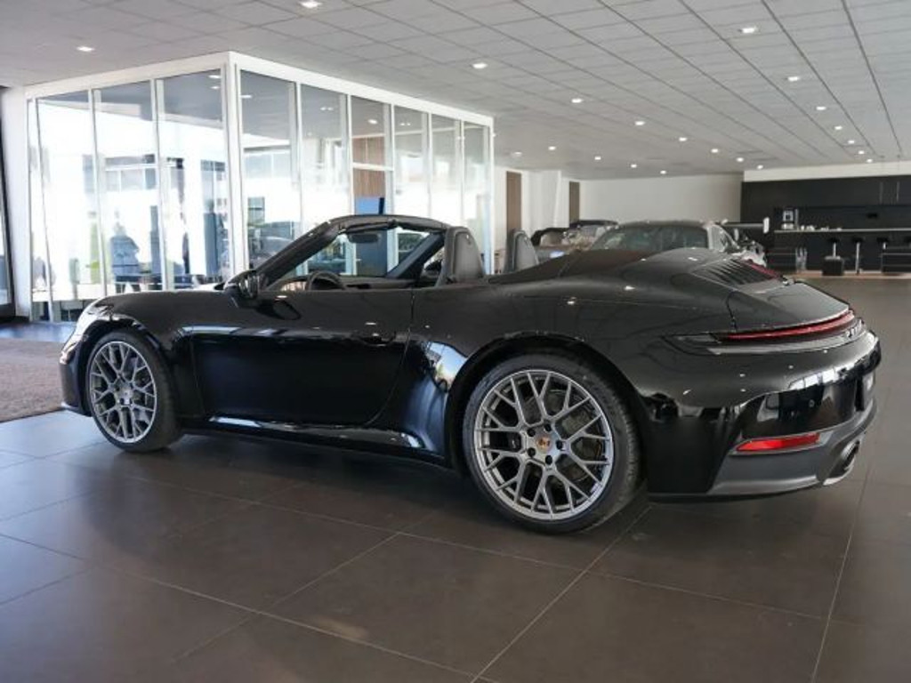 Porsche 992