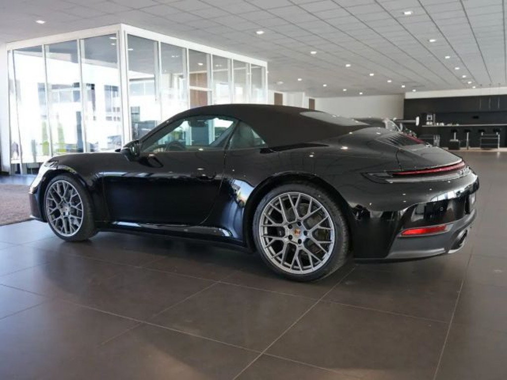 Porsche 992