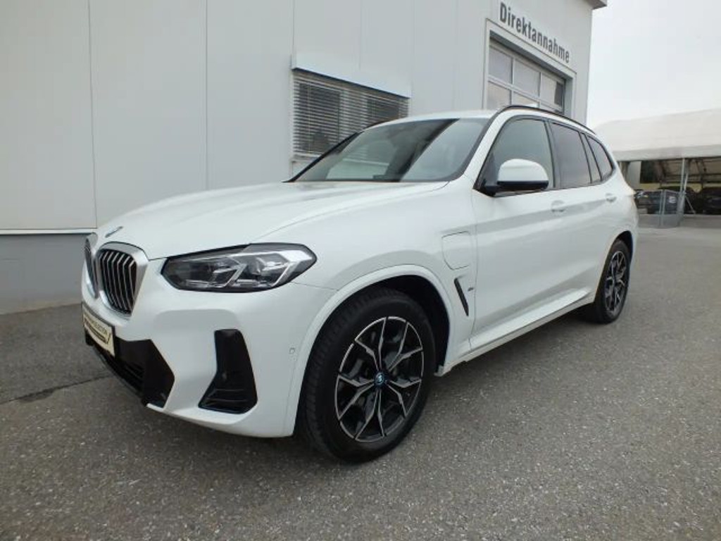 BMW X3 xDrive30e