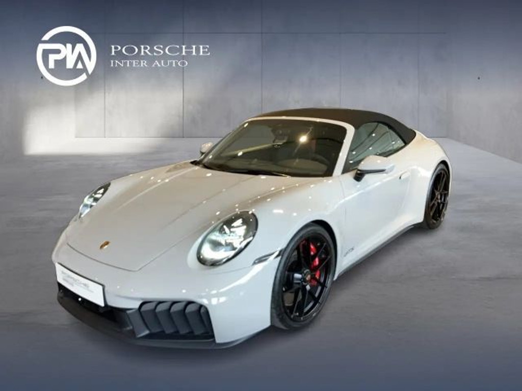 Porsche 911 GTS Cabrio Carrera Coupé 4