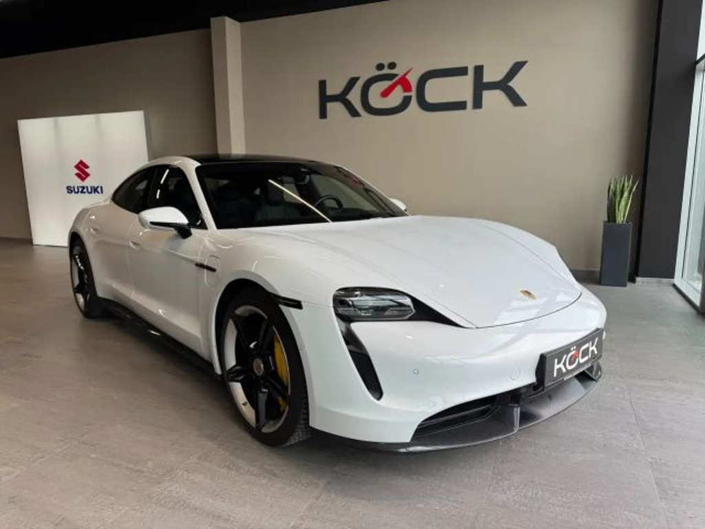 Porsche Taycan S Turbo