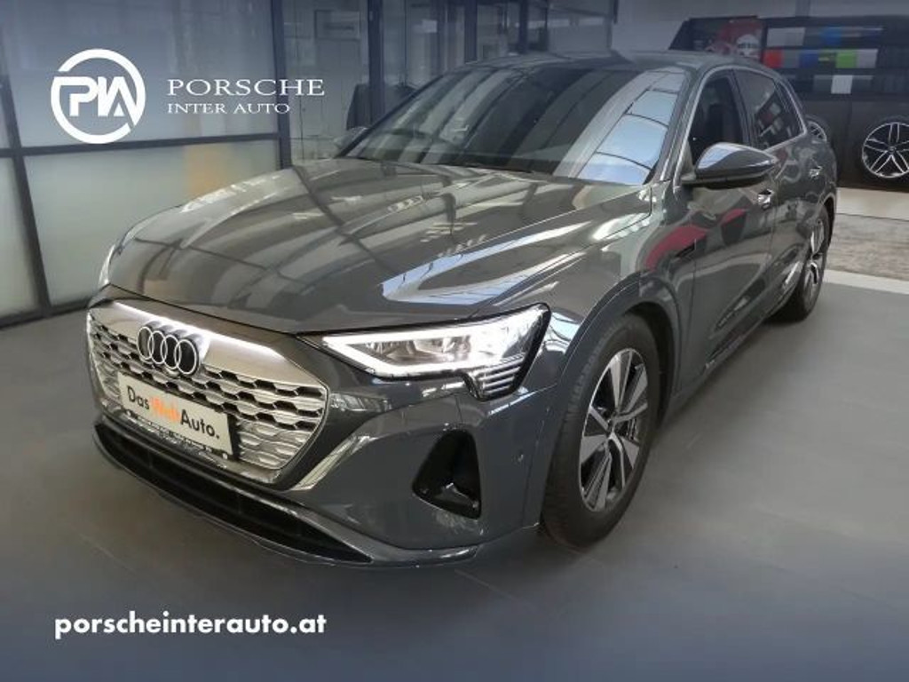 Audi Q8 e-tron Quattro Business 55