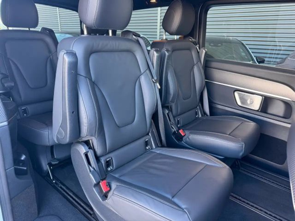 Mercedes-Benz V-Klasse V 300 4MATIC AMG Line EXCLUSIVE V 300 d