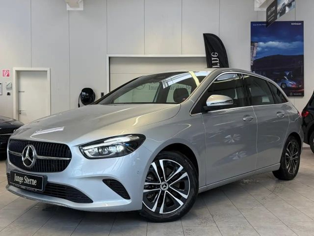 Mercedes-Benz B-Klasse B 220 Progressive B 220 d Sedan
