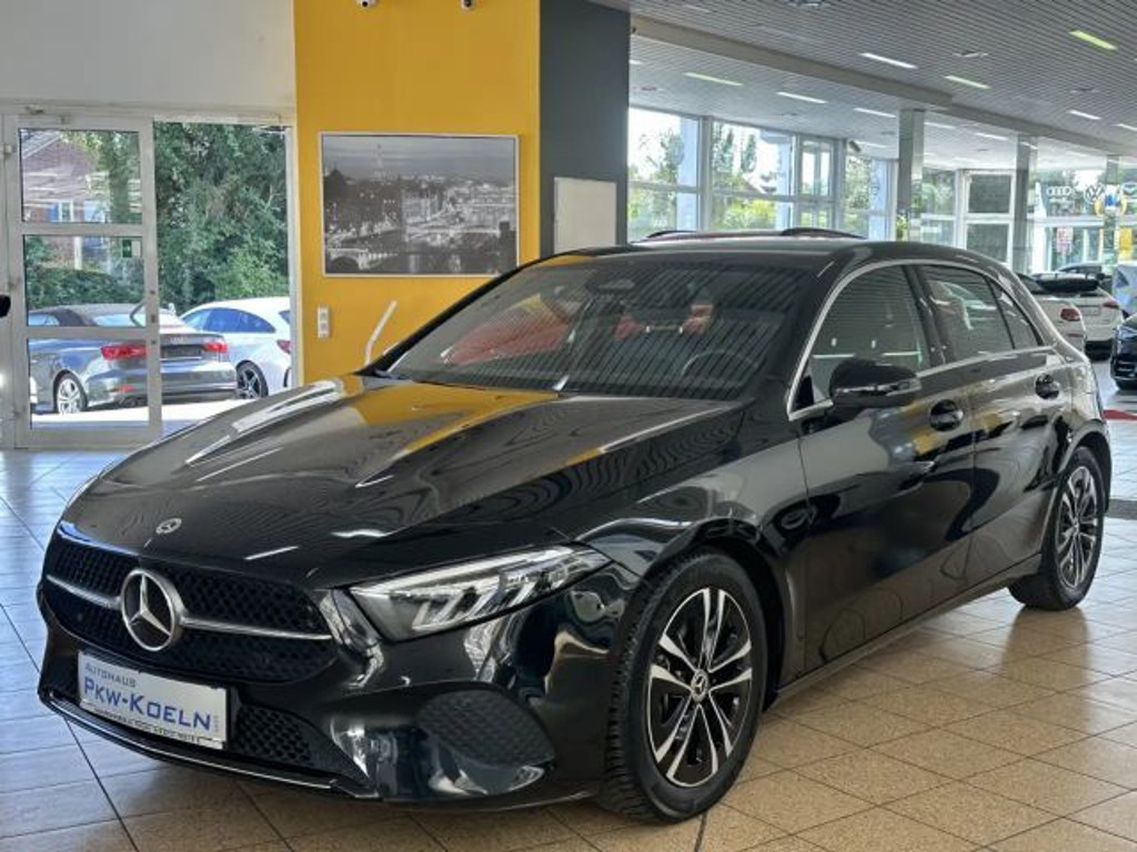 Mercedes-Benz A-Klasse A 180 *KAMERA*NAVi*LED*LEDER*SiTZHG*DAB*