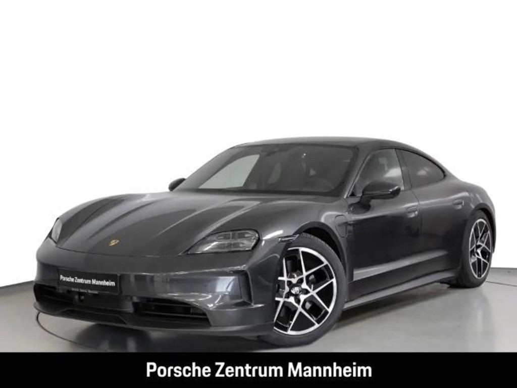 Porsche Taycan 4