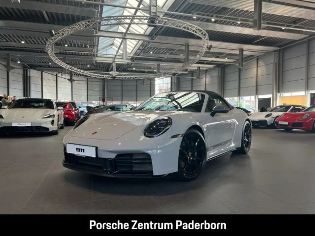 Porsche 992 Turbo Cabrio Carrera