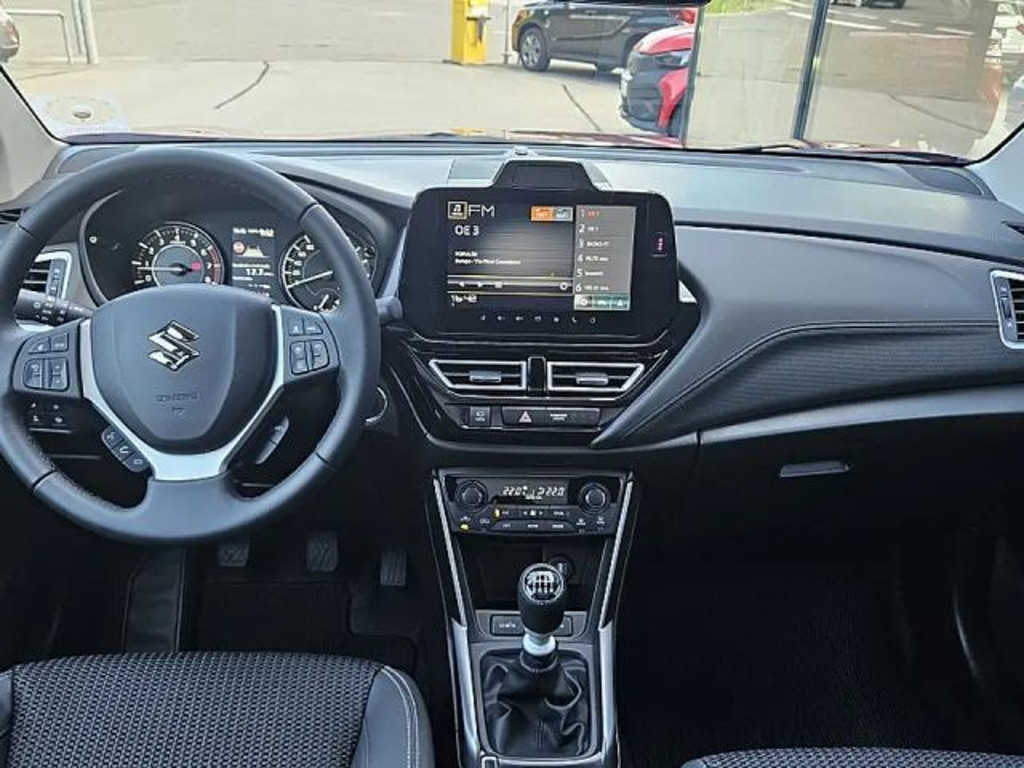 Suzuki S-Cross