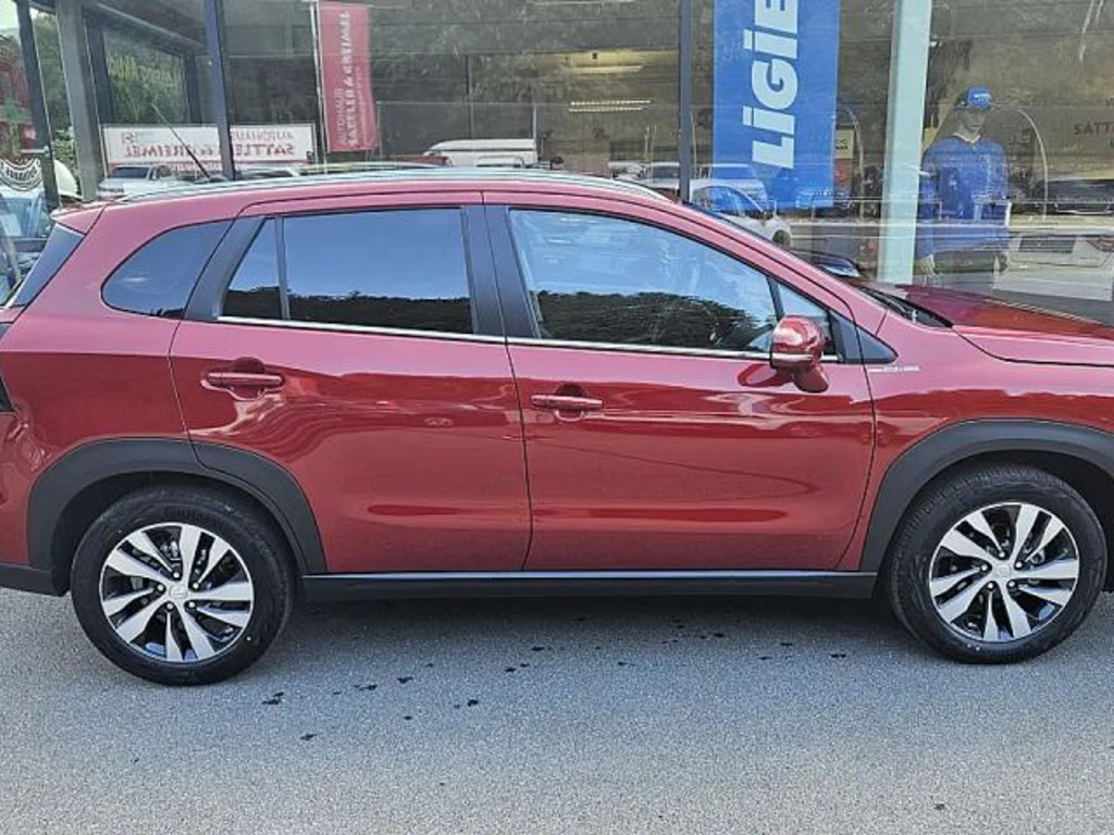 Suzuki S-Cross