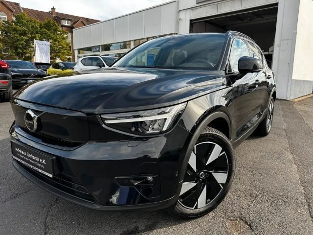 Volvo EX40 Ultimate Pano,360°,AHK,BLIS,ACC