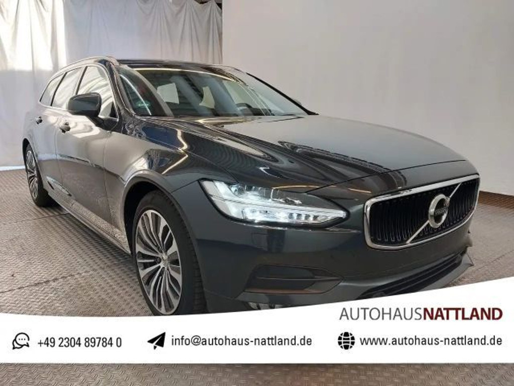 Volvo V90 Momentum