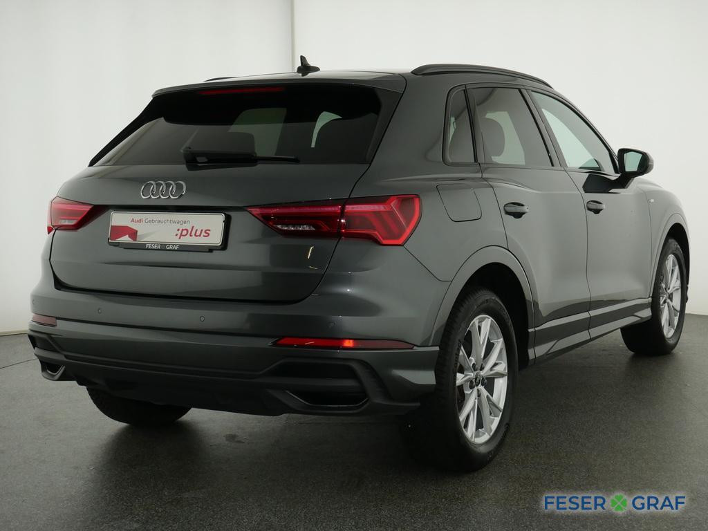 Audi Q3 S-Line S-Tronic 35 TFSI