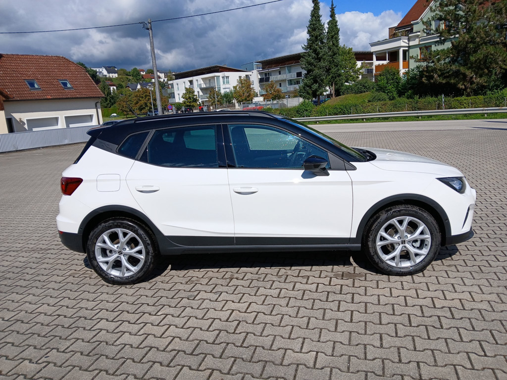 Seat Arona