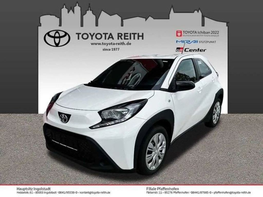 Toyota Aygo X Business Hatchback 1.0 VVT-i