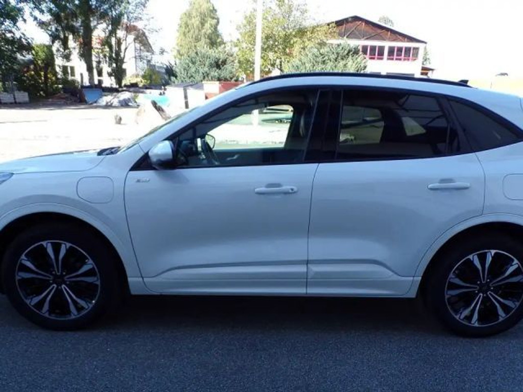 Ford Kuga ST Line Plug in Hybrid Hybrid X