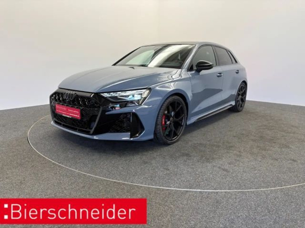 Audi RS3 Sportback Sedan