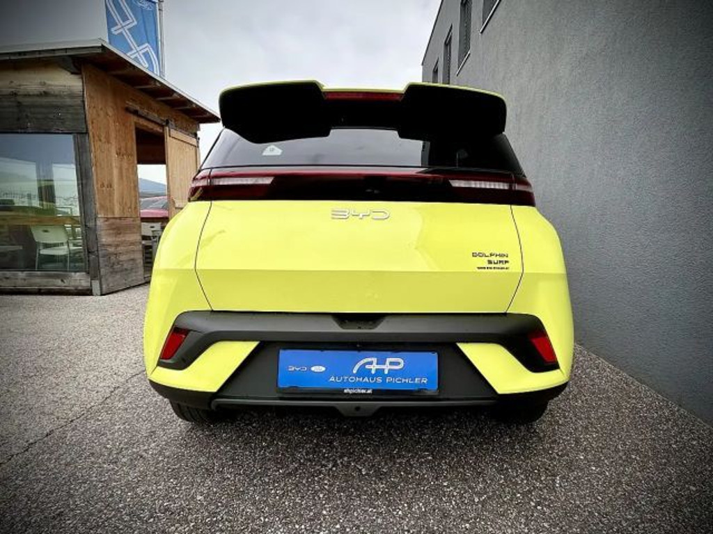 BYD Dolphin Surf